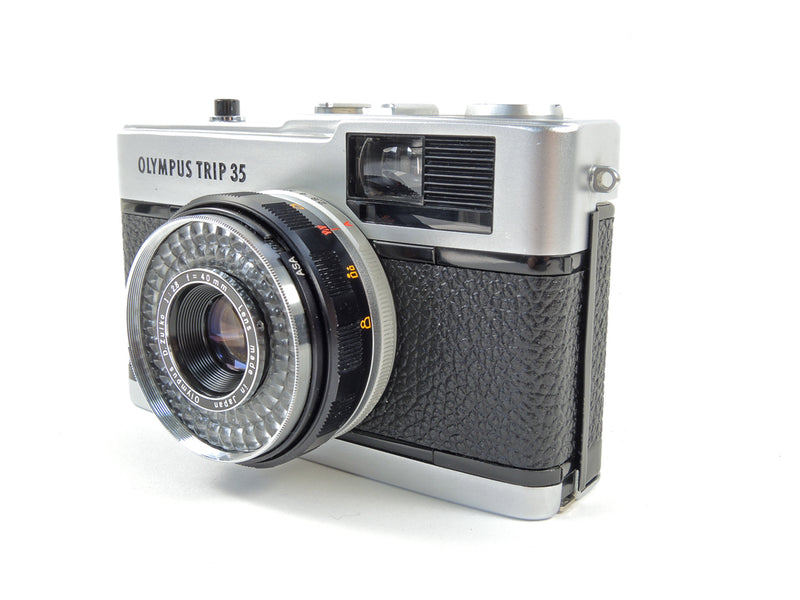 Olympus Trip 35 - Late in black cowhide leather