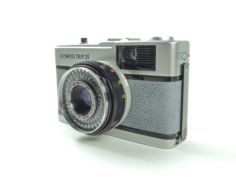 Olympus Trip 35 - Late in lunar grey leather