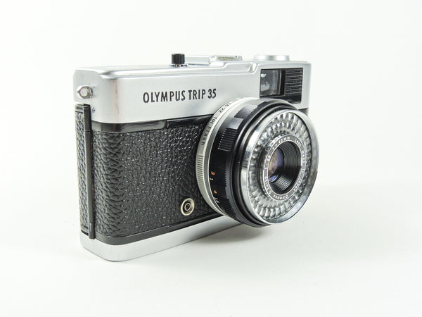 Olympus Trip 35 - Late in black cowhide leather